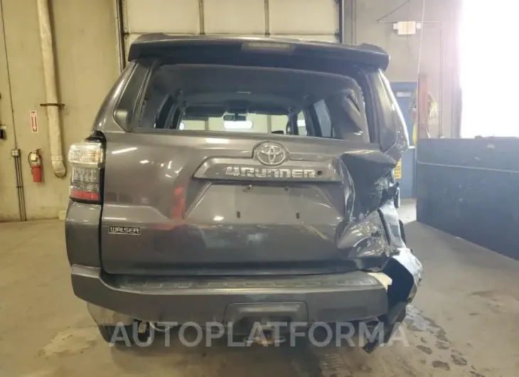 TOYOTA 4RUNNER SR 2018 vin JTEBU5JR2J5497205 from auto auction Copart