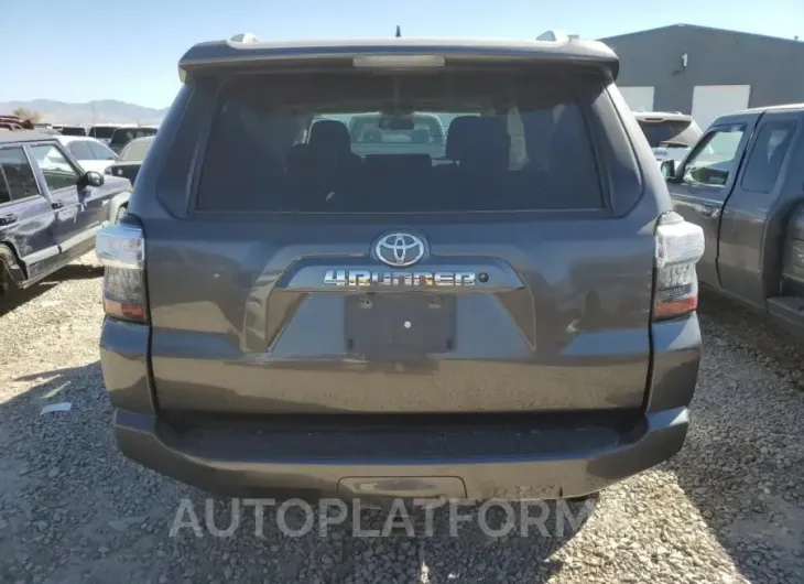 TOYOTA 4RUNNER SR 2017 vin JTEBU5JR6H5415177 from auto auction Copart