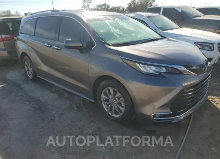 TOYOTA SIENNA XLE 2023 vin 5TDYRKEC5PS149650 from auto auction Copart