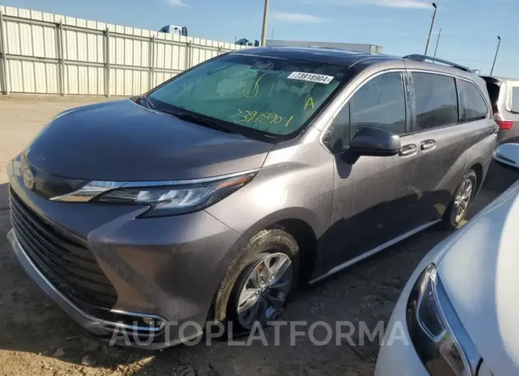 TOYOTA SIENNA XLE 2023 vin 5TDYRKEC5PS149650 from auto auction Copart