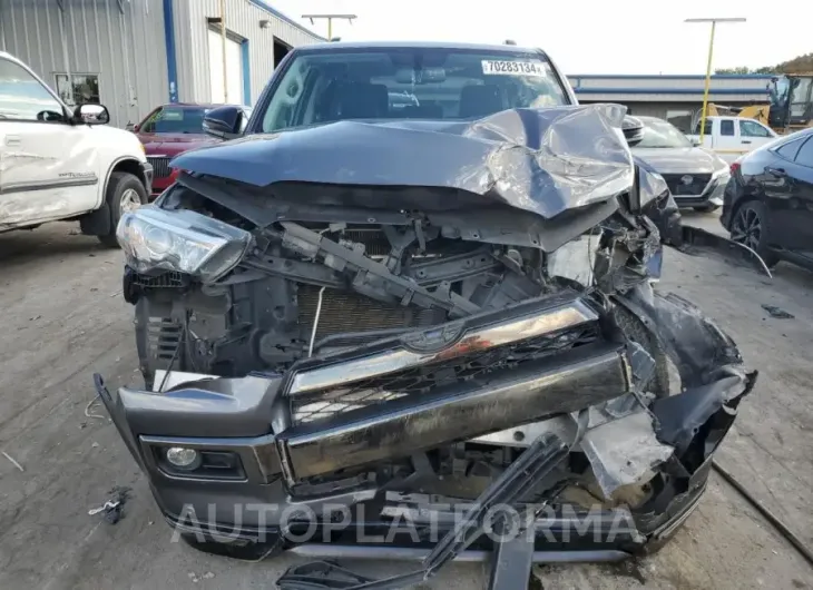 TOYOTA 4RUNNER SR 2019 vin JTEBU5JR0K5662010 from auto auction Copart