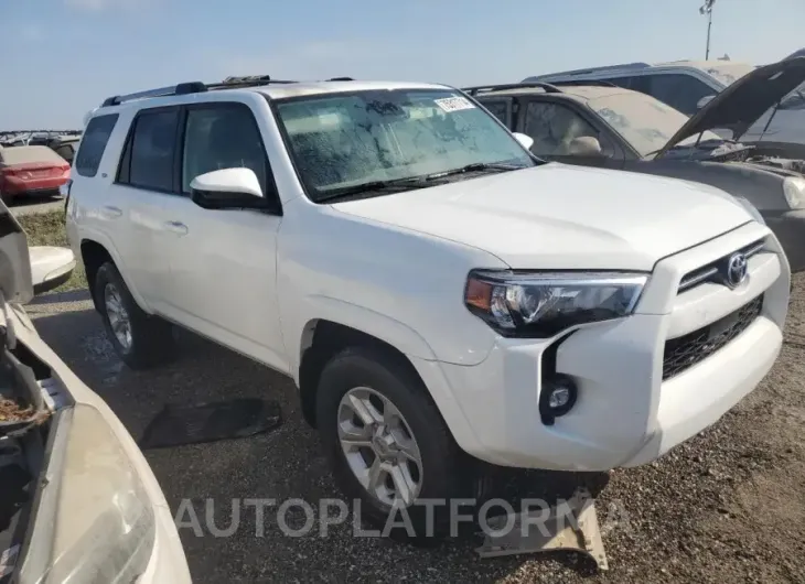 TOYOTA 4RUNNER SR 2023 vin JTEEU5JR9P5293488 from auto auction Copart