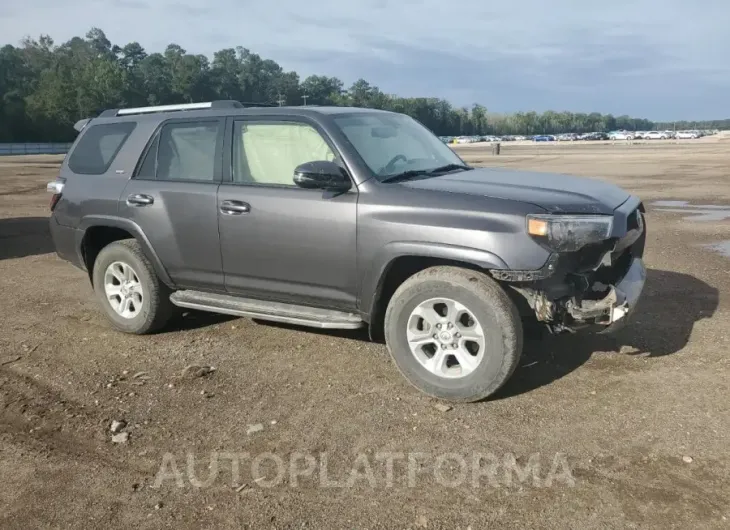 TOYOTA 4RUNNER SR 2019 vin JTEZU5JR1K5194528 from auto auction Copart