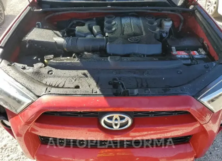 TOYOTA 4RUNNER SR 2019 vin JTEZU5JR9K5191845 from auto auction Copart