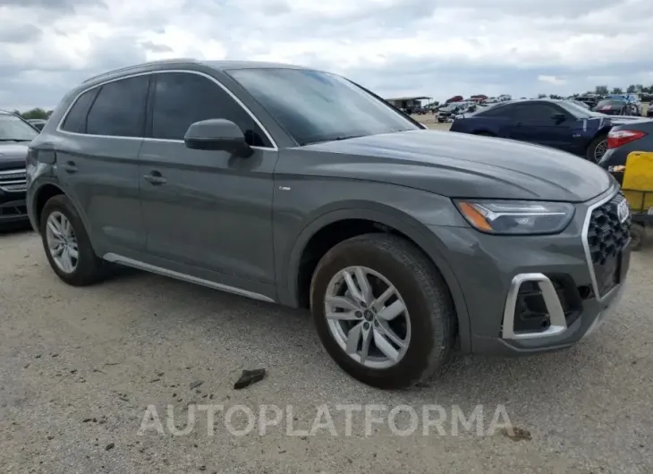 AUDI Q5 PREMIUM 2023 vin WA1GAAFY0P2110490 from auto auction Copart