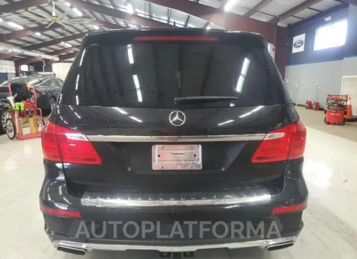 MERCEDES-BENZ GL 550 4MA 2015 vin 4JGDF7DE7FA449169 from auto auction Copart