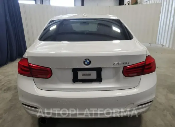 BMW 320 I 2017 vin WBA8E1G58HNU12593 from auto auction Copart