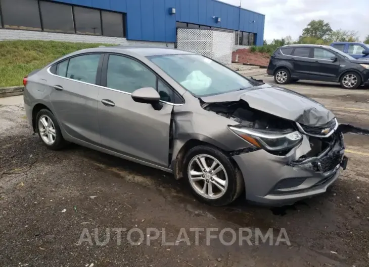 CHEVROLET CRUZE LT 2017 vin 1G1BE5SM2H7123642 from auto auction Copart