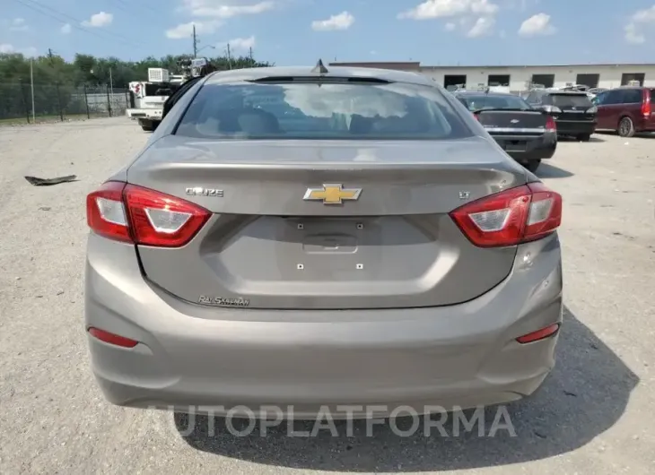 CHEVROLET CRUZE LT 2018 vin 1G1BE5SM7J7134030 from auto auction Copart