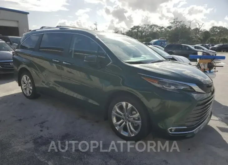 TOYOTA SIENNA LIM 2024 vin 5TDERKEC2RS196284 from auto auction Copart