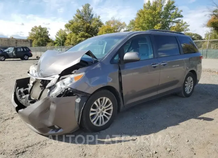 TOYOTA SIENNA XLE 2016 vin 5TDYK3DC9GS749793 from auto auction Copart