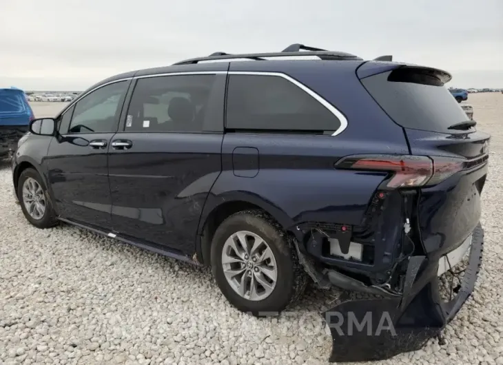 TOYOTA SIENNA XLE 2023 vin 5TDYRKEC8PS159136 from auto auction Copart