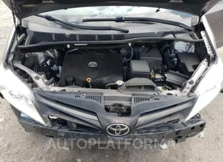 TOYOTA SIENNA 2019 vin 5TDZZ3DC8KS006907 from auto auction Copart