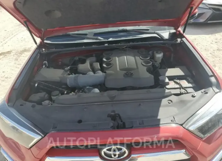 TOYOTA 4RUNNER SR 2019 vin JTEZU5JR8K5211843 from auto auction Copart