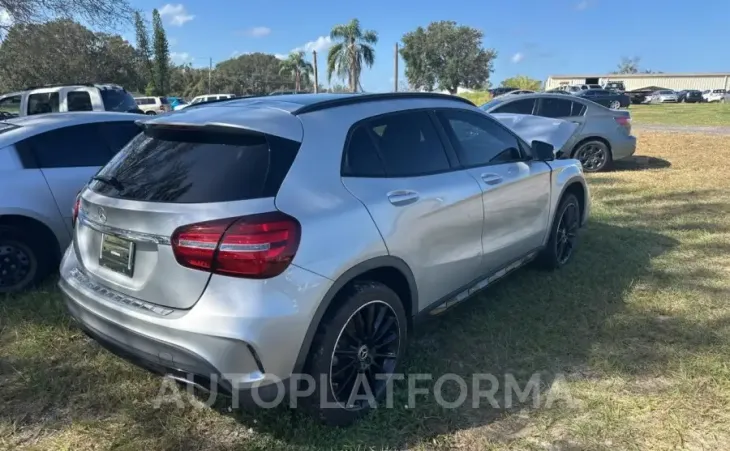 MERCEDES-BENZ GLA 250 2018 vin WDCTG4EB9JJ483844 from auto auction Copart