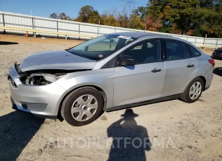 FORD FOCUS S 2015 vin 1FADP3E2XFL362441 from auto auction Copart