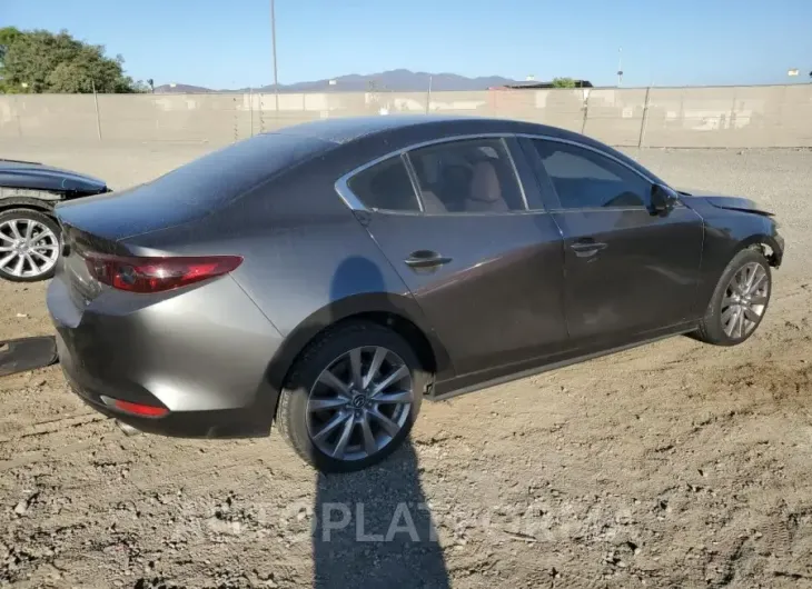 MAZDA 3 SELECT 2019 vin JM1BPBAM7K1116813 from auto auction Copart