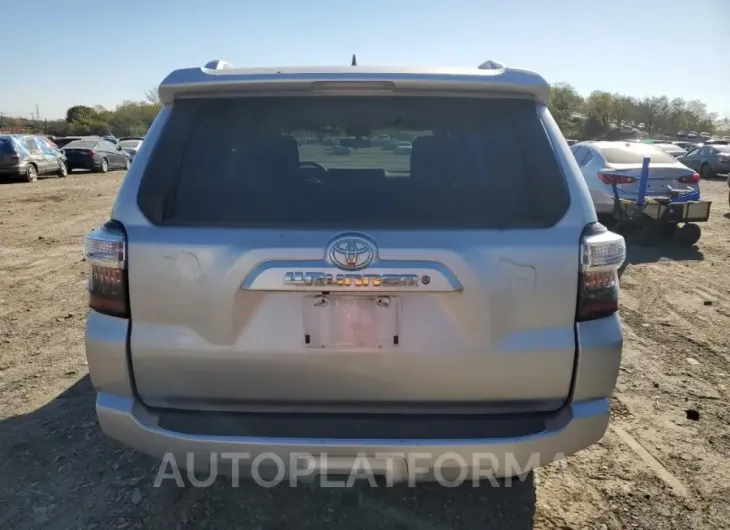 TOYOTA 4RUNNER SR 2017 vin JTEBU5JR0H5430354 from auto auction Copart