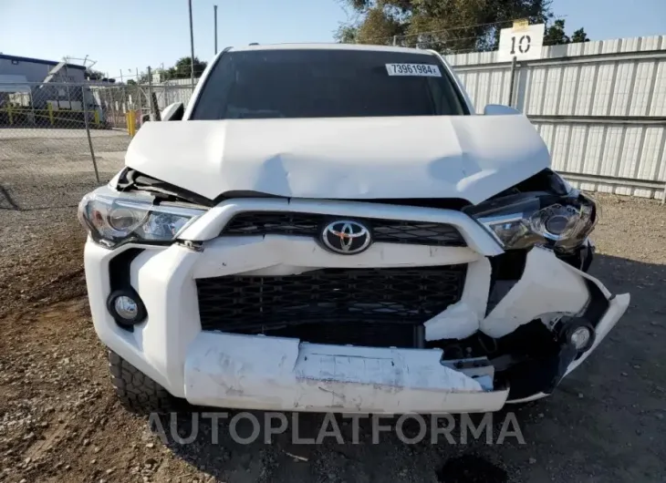 TOYOTA 4RUNNER SR 2019 vin JTEBU5JR2K5675518 from auto auction Copart