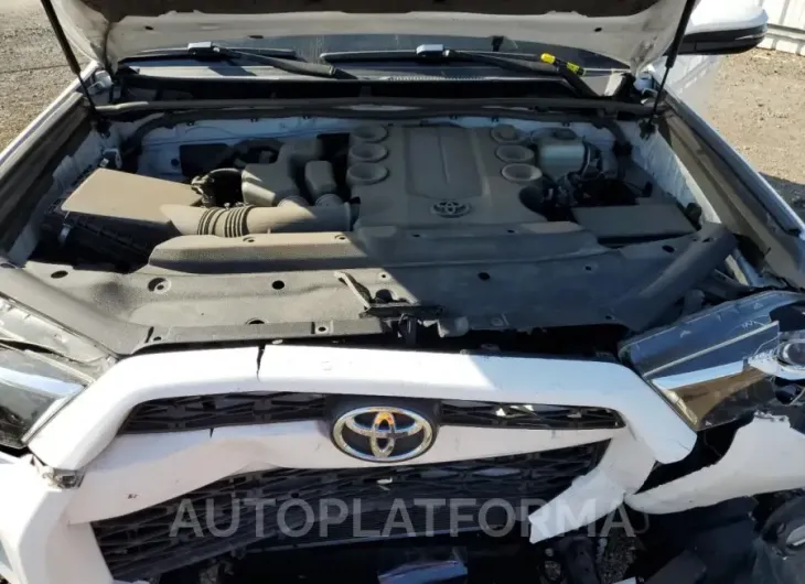 TOYOTA 4RUNNER SR 2019 vin JTEBU5JR2K5675518 from auto auction Copart