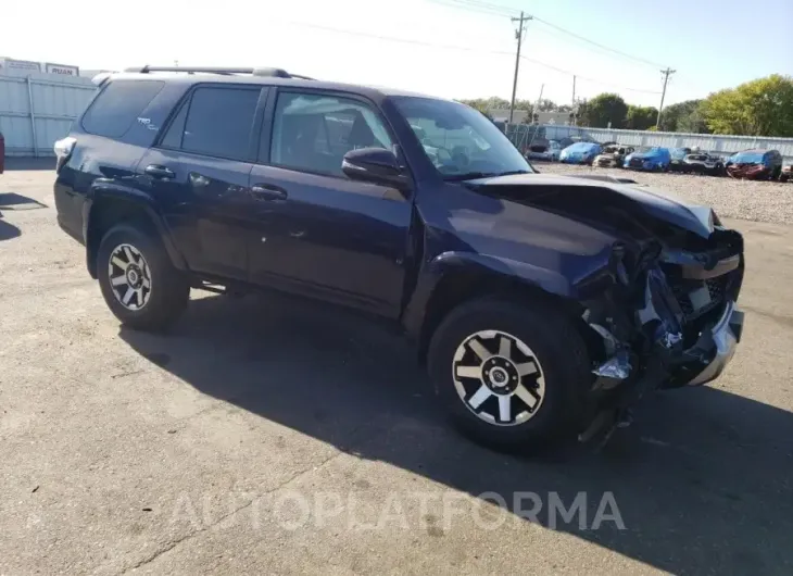 TOYOTA 4RUNNER SR 2022 vin JTERU5JR0N6030928 from auto auction Copart