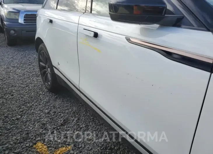 LAND ROVER RANGE ROVE 2018 vin SALYL2RXXJA778591 from auto auction Copart