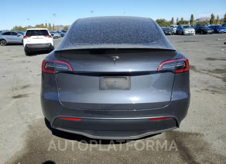 TESLA MODEL Y 2022 vin 7SAYGDEF7NF553856 from auto auction Copart