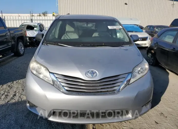 TOYOTA SIENNA LE 2015 vin 5TDKK3DC3FS610957 from auto auction Copart