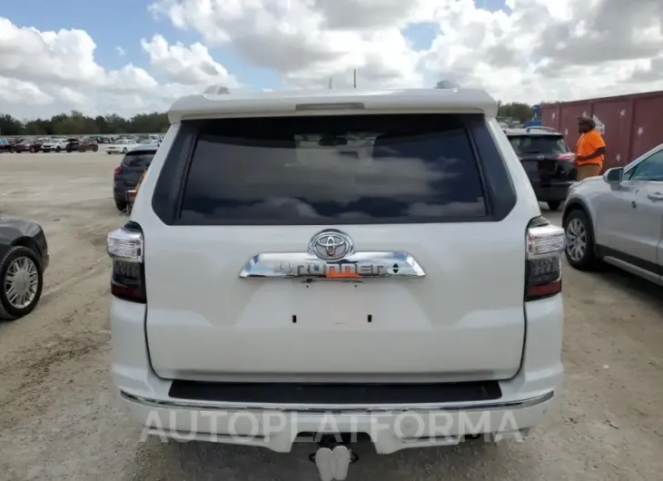 TOYOTA 4RUNNER SR 2018 vin JTEZU5JR3J5173839 from auto auction Copart