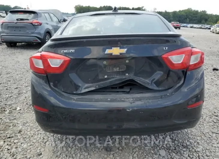 CHEVROLET CRUZE LT 2018 vin 1G1BE5SM2J7204677 from auto auction Copart