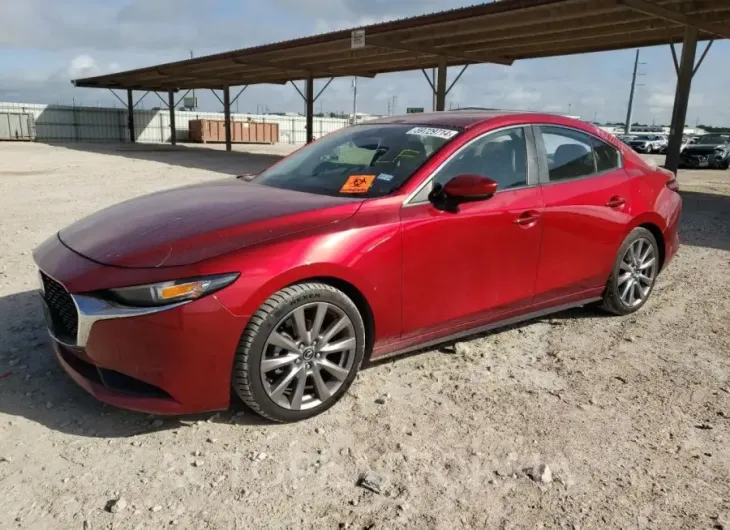 MAZDA 3 PREFERRE 2019 vin 3MZBPADL9KM107348 from auto auction Copart