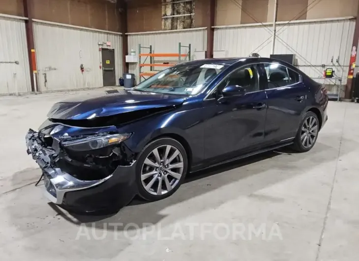 MAZDA 3 PREMIUM 2019 vin 3MZBPAEM9KM104747 from auto auction Copart