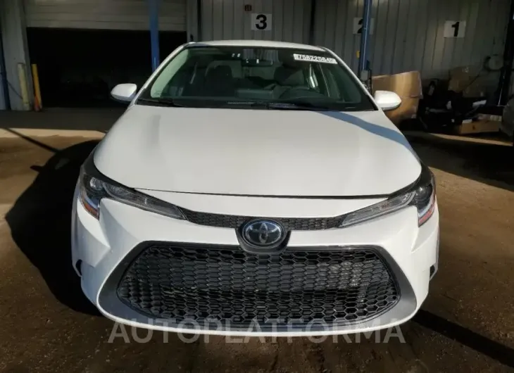 TOYOTA COROLLA LE 2020 vin JTDEPRAE2LJ082487 from auto auction Copart