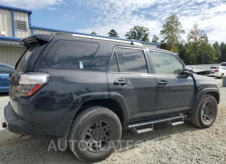 TOYOTA 4RUNNER SR 2019 vin JTEZU5JR7K5211543 from auto auction Copart