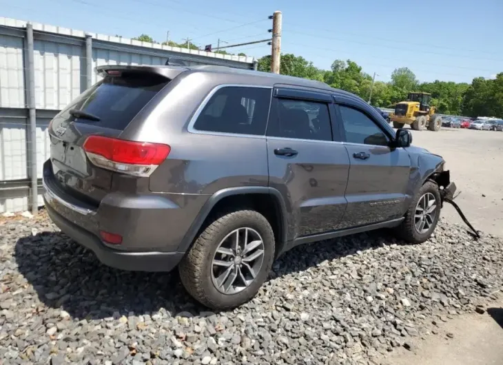 JEEP GRAND CHER 2018 vin 1C4RJFBG1JC167808 from auto auction Copart