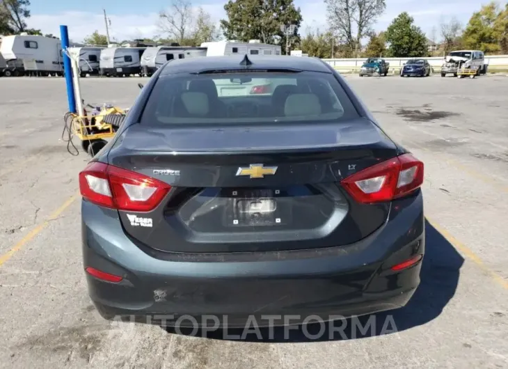 CHEVROLET CRUZE LT 2018 vin 1G1BE5SM6J7159453 from auto auction Copart