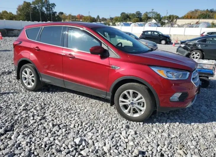 FORD ESCAPE SE 2019 vin 1FMCU9GD7KUA68981 from auto auction Copart