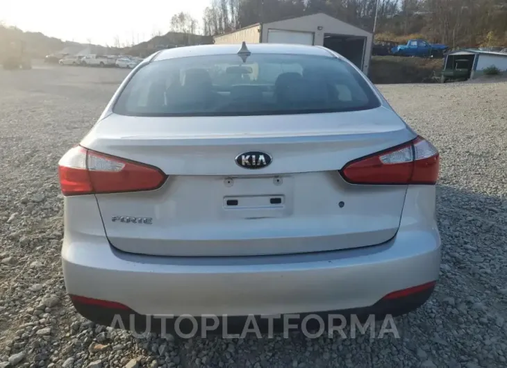 KIA FORTE LX 2015 vin KNAFK4A67F5421916 from auto auction Copart