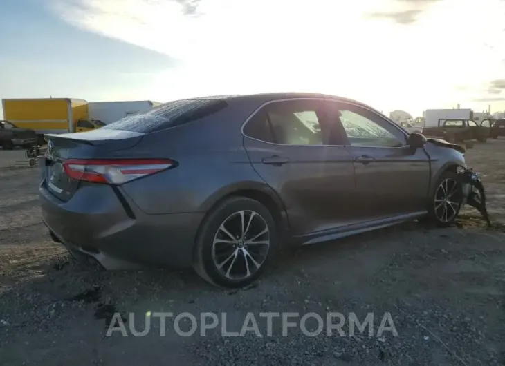 TOYOTA CAMRY L 2018 vin 4T1B11HK8JU114366 from auto auction Copart