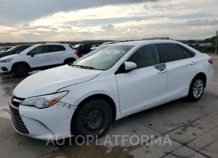 TOYOTA CAMRY LE 2015 vin 4T4BF1FK1FR494894 from auto auction Copart