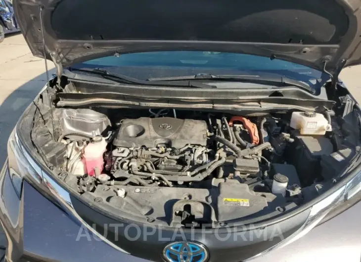 TOYOTA SIENNA LE 2021 vin 5TDKSKFC0MS002978 from auto auction Copart