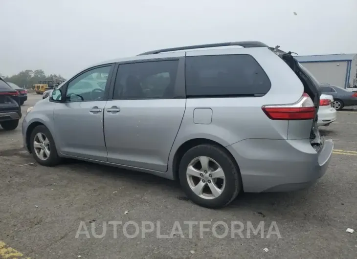 TOYOTA SIENNA LE 2017 vin 5TDKZ3DC9HS897896 from auto auction Copart