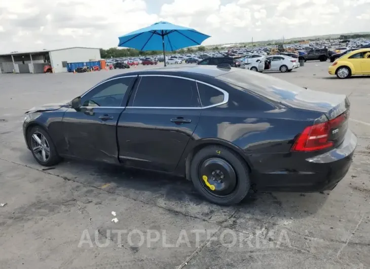 VOLVO S90 T5 MOM 2018 vin LVY982AK1JP022232 from auto auction Copart