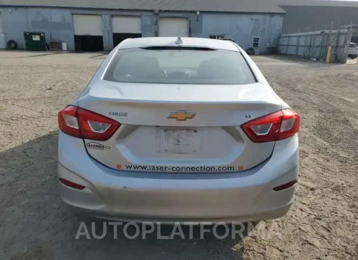 CHEVROLET CRUZE LT 2017 vin 1G1BE5SM8H7208291 from auto auction Copart