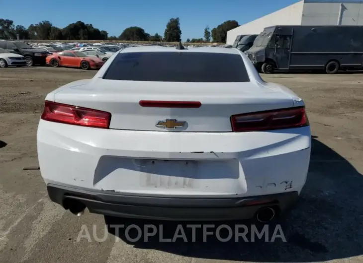 CHEVROLET CAMARO LT 2018 vin 1G1FB1RX7J0189864 from auto auction Copart