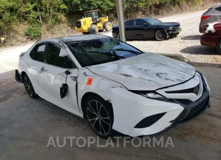 TOYOTA CAMRY L 2018 vin 4T1B11HK7JU587076 from auto auction Copart