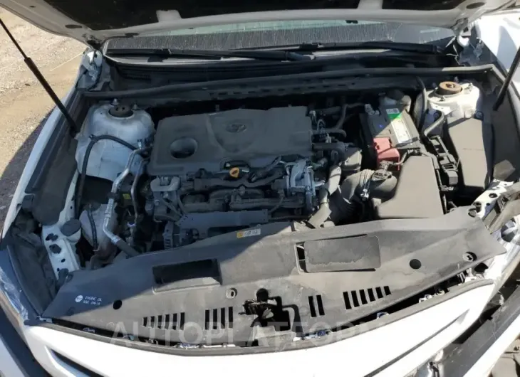 TOYOTA CAMRY L 2018 vin 4T1B11HK7JU640102 from auto auction Copart