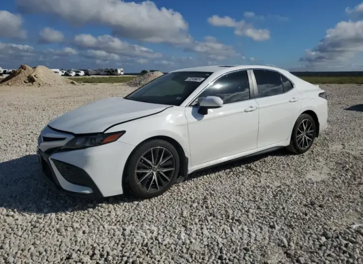 TOYOTA CAMRY SE 2021 vin 4T1G11AK9MU491633 from auto auction Copart