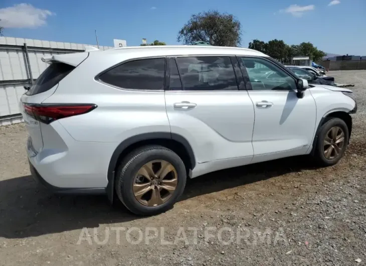 TOYOTA HIGHLANDER 2022 vin 5TDABRCH7NS549624 from auto auction Copart