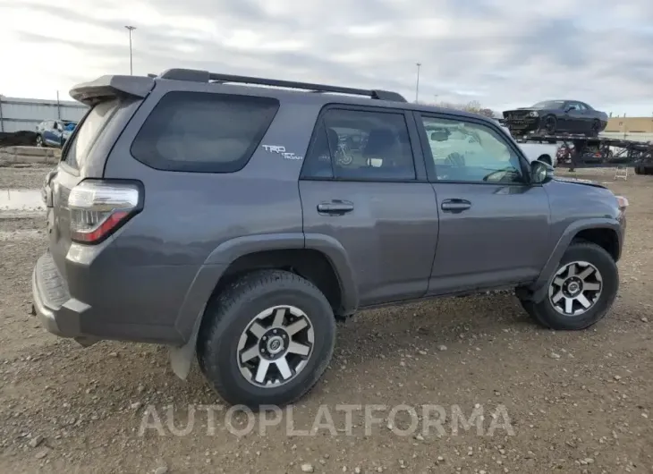 TOYOTA 4RUNNER SR 2019 vin JTEBU5JR7K5635693 from auto auction Copart